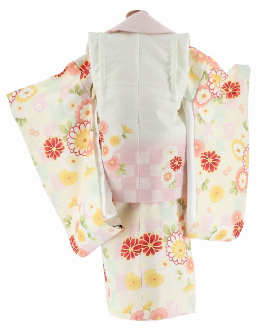七五三 3歳女の子用被布[古典柄](被布)クリーム(着物)クリームに菊柄No.113V